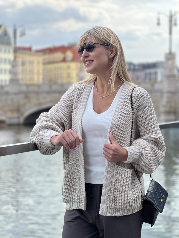 Kardigan Cozy Chic - beżowy