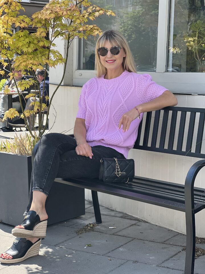 Sweter Barbie