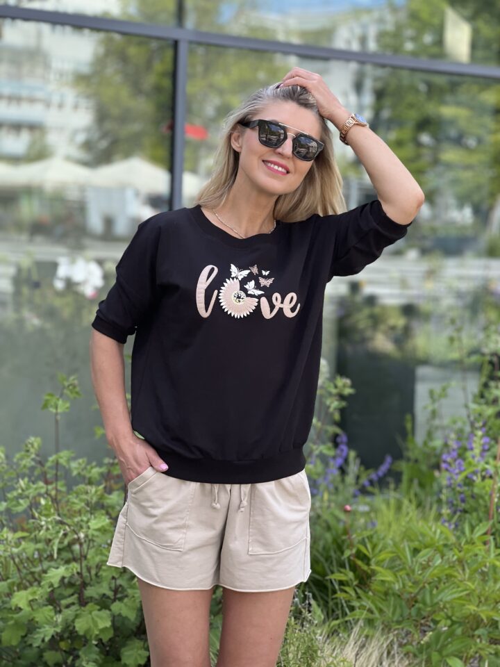 Bluza Love - czarna