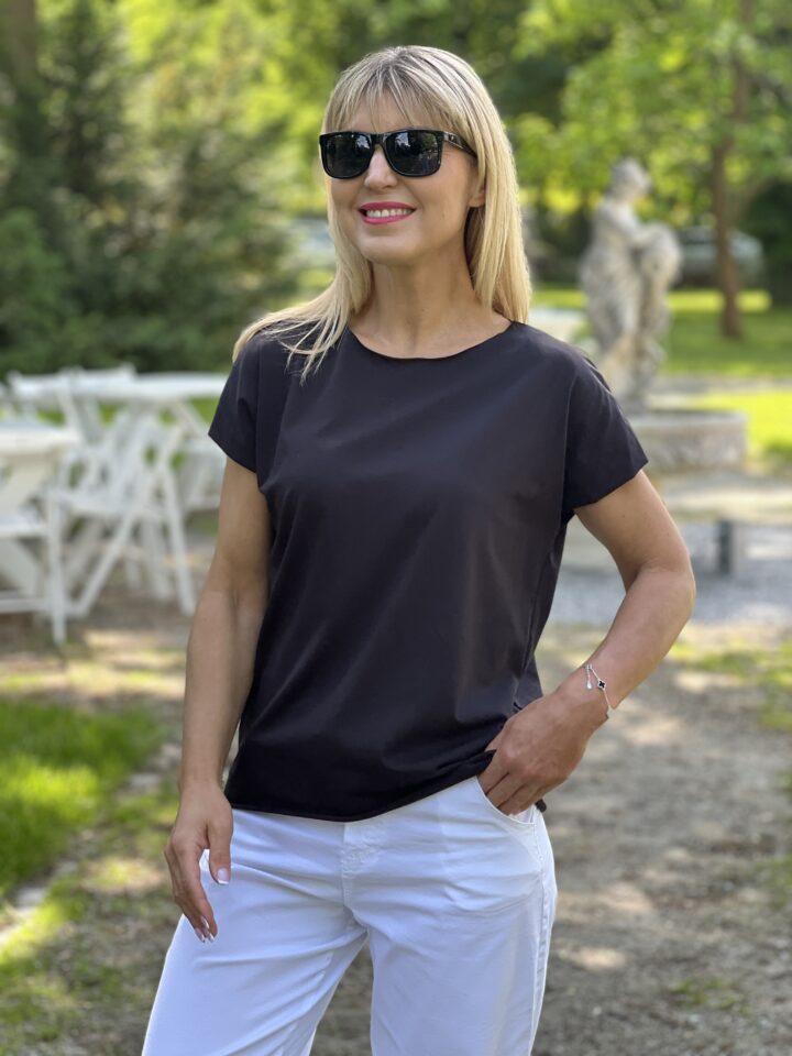 Bluzka Classic - czarna
