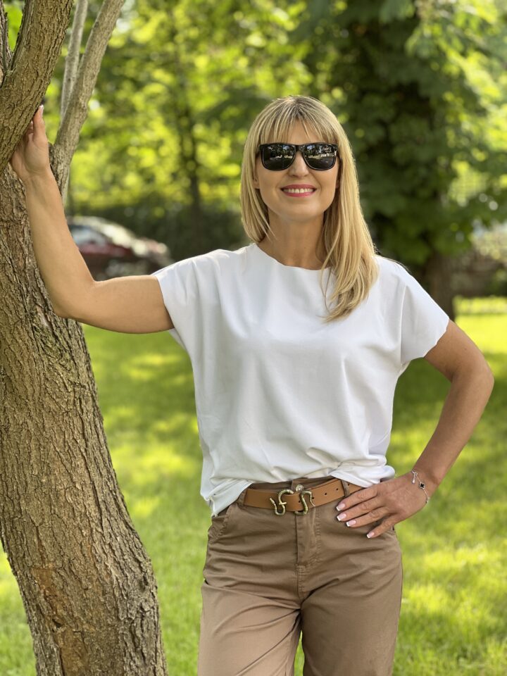 Bluzka Classic - biała