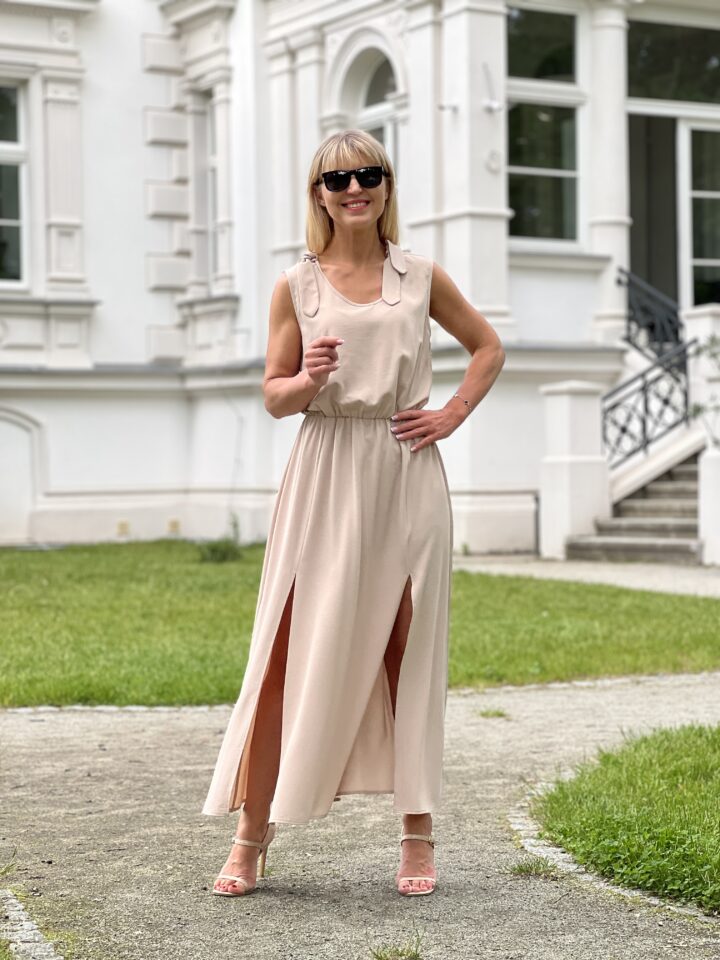 Sukienka Leticia - beżowa