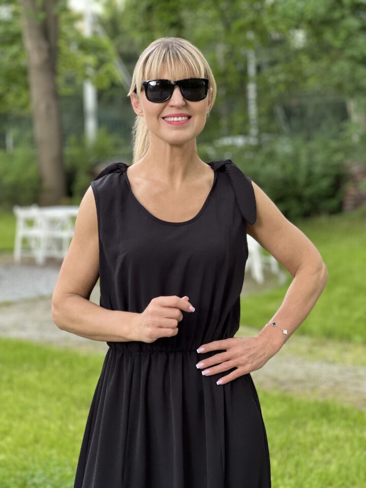 Sukienka Leticia - czarna