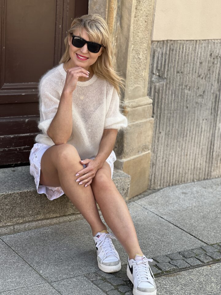 Sweterek Bella Aura - ecru