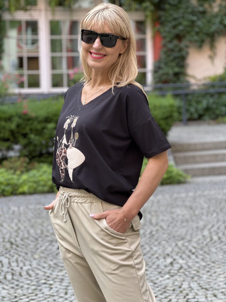 Bluzka Amara - czarna