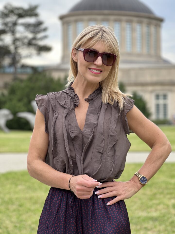 Bluzka Fiorella - czekoladowa