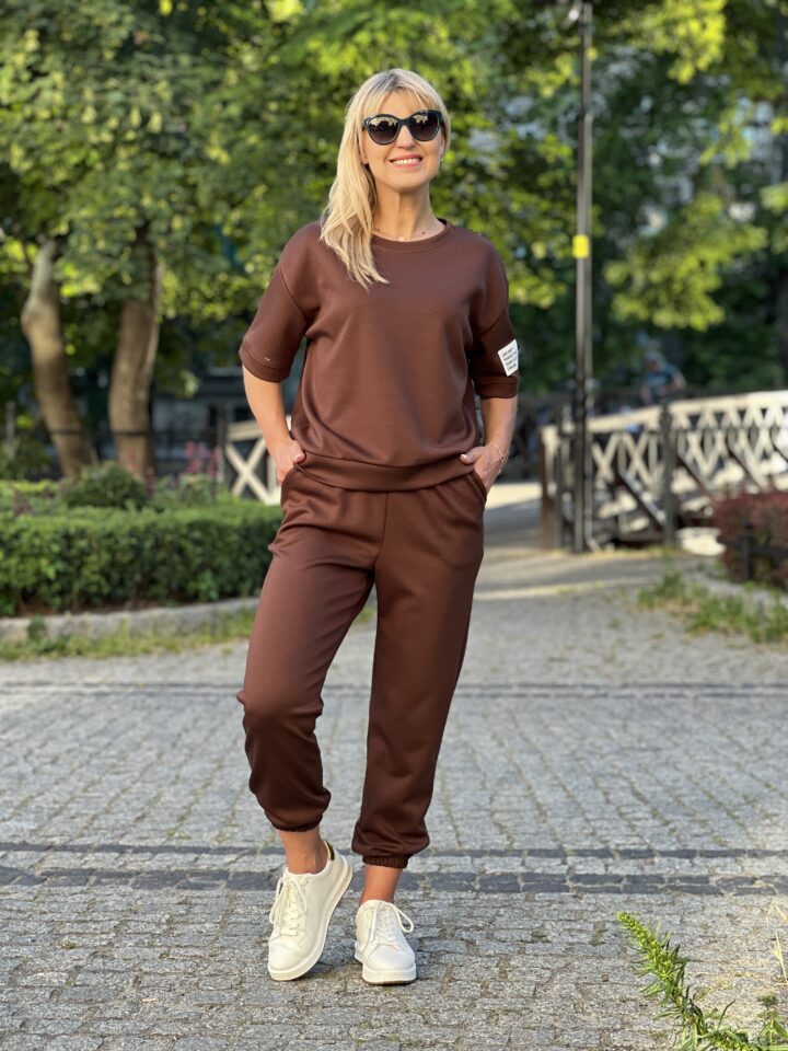 Dres Bolonia - czekoladowy