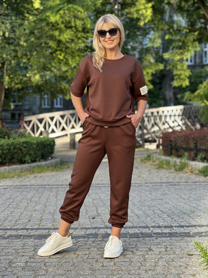 Dres Bolonia - czekoladowy